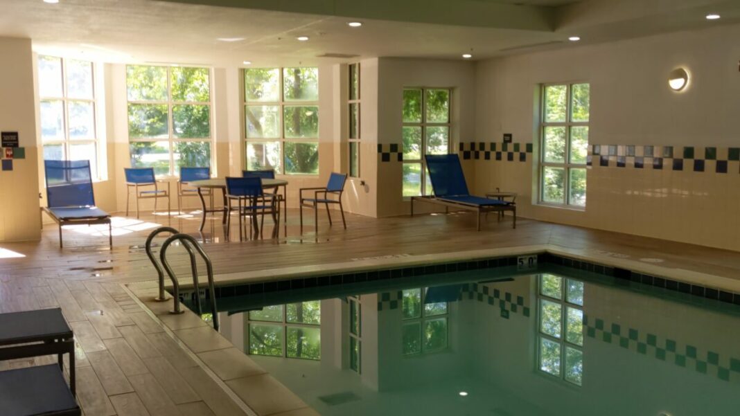 Hampton Inn & Suites Williamsburg Historic District Review Green